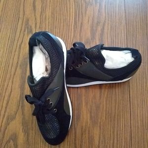 Joy Folie new "Kiran" black tennis shoes